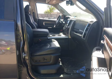 2017 Ram 1500 Laramie из США, поврежденный, VIN 1C6RR7NT9HS774179